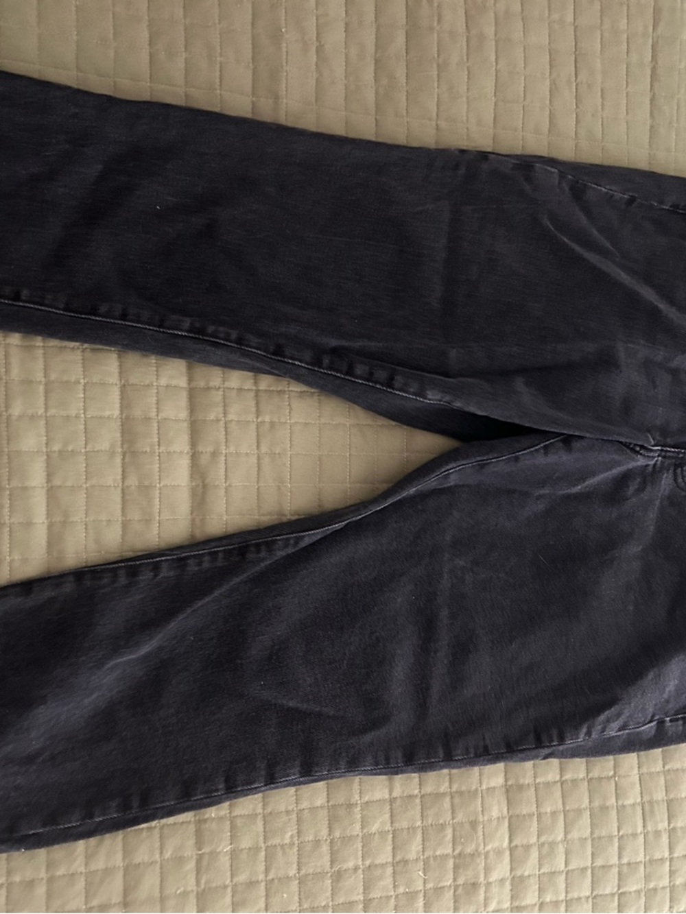 Old Navy Dark Navy Cropped Women's Jeans